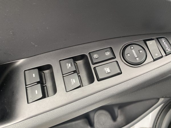 Hyundai IONIQ Style, Navi, LED, R.Kamera, ACC, Winter-p., Climatronic, polar white / sol (weiss) – Bild 13