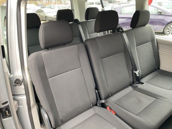 VW T6 Kombi 2.0 TDI lang, Klima, Einparkhilfe, reflexsilber metallic – Bild 10