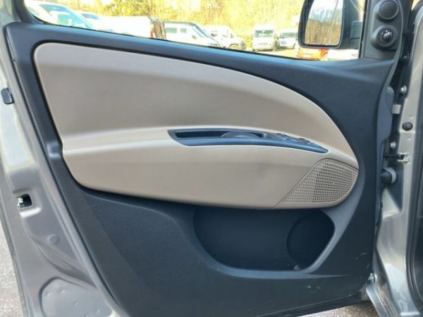 Opel Combo Edition, Klima, PDC, Tempomat, Sitzheizung, muskatgrau/muskat braun(m2) – Bild 11