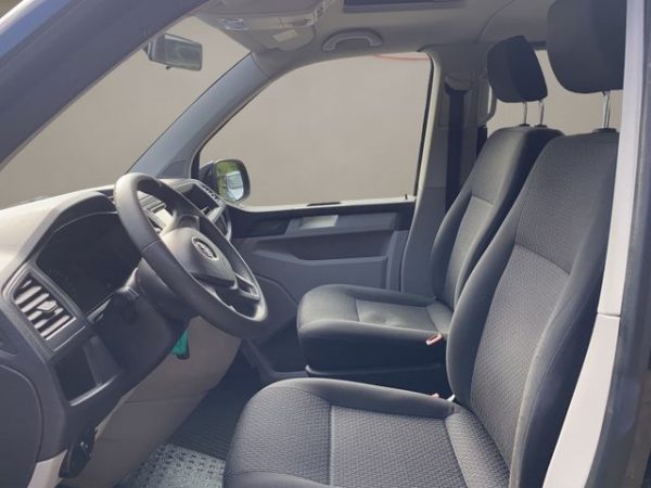 VW T6 Kombi Klima, PDC, 2x Schiebetür, Glasdach, deep black perleffekt (schwarz) – Bild 9