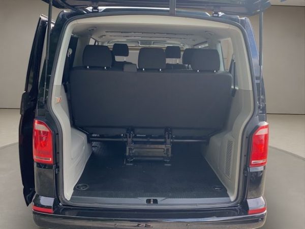VW T6 Kombi Klima, PDC, 2x Schiebetür, Glasdach, deep black perleffekt (schwarz) – Bild 17