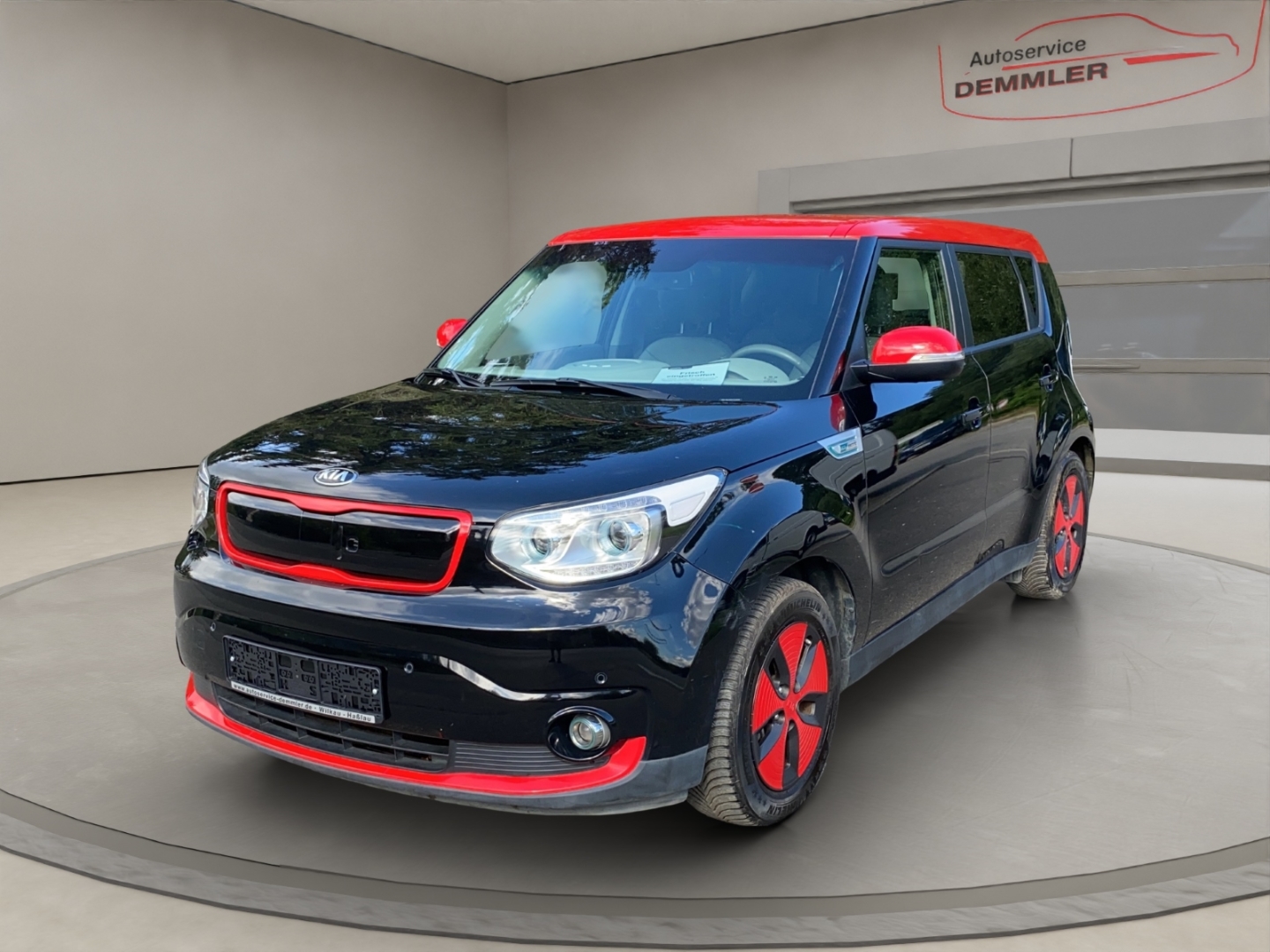 Kia Soul EV, (abr) cassisschwarz (dach:rot)