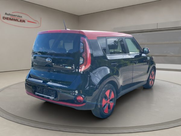 Kia Soul EV, (abr) cassisschwarz (dach:rot) – Bild 5