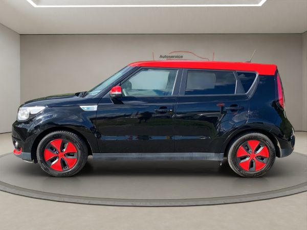 Kia Soul EV, (abr) cassisschwarz (dach:rot) – Bild 8