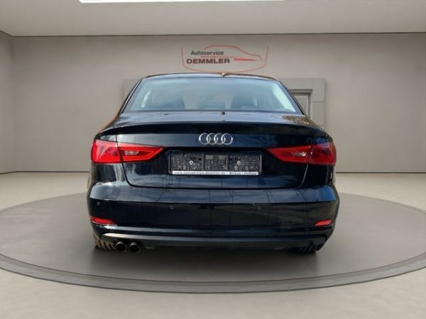 Audi A3 Xenon, Klimaautomatik, Parksensoren, brillantschwarz – Bild 6
