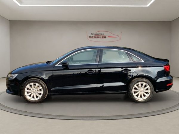 Audi A3 Xenon, Klimaautomatik, Parksensoren, brillantschwarz – Bild 8