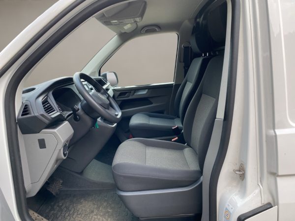 VW T6 Kasten ABT Elektro, lang, Klima, Tagfahrlicht, candy-weiß – Bild 9