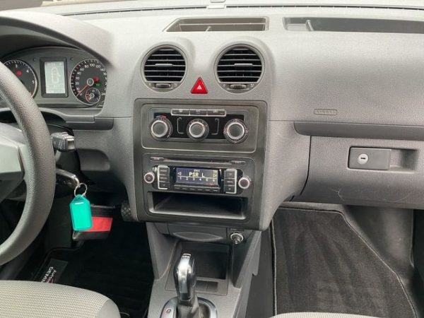 VW Caddy Klima, Parksensoren, Anhängerkupplung, night blue metallic (blau) – Bild 13