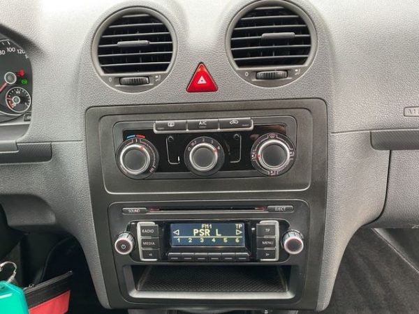 VW Caddy Klima, Parksensoren, Anhängerkupplung, night blue metallic (blau) – Bild 14