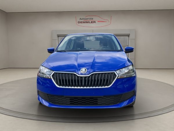Skoda Fabia Cool Plus 1.0 MPI, Klimaanlage, MP3, energy-blau – Bild 2