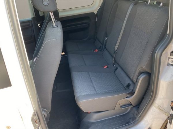 VW Caddy 7-Sitzer, Climatronic, AHK, Tempomat, Sitzheiz, candy-weiß – Bild 12