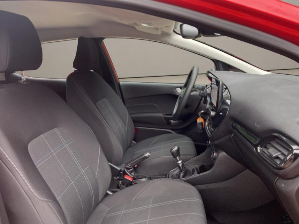 Ford Fiesta Cool & Connect 1.5 TDCi, Klima, R.Kamera, race-rot – Bild 16