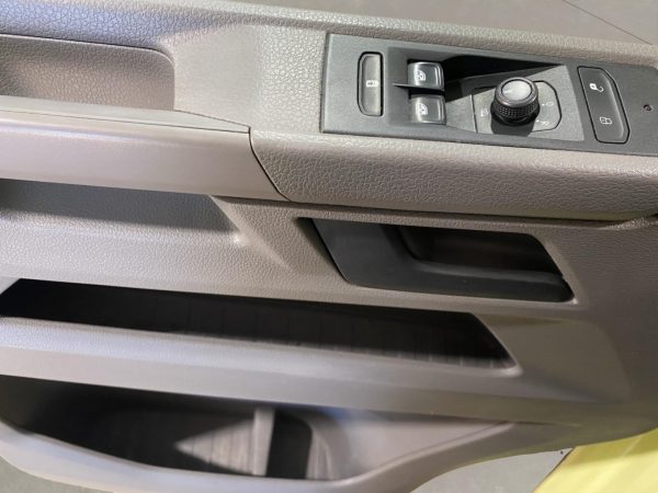 VW T6.1 Transporter 2.0 TDI,Klima, DAB, Isofix,Berganfahrassistent, hellgruen – Bild 15