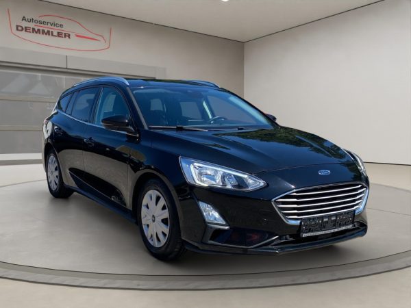 Ford Focus Cool+Connect, Climatronic, NAVI, Tempomat, Winter-P., iridium-schwarz metallic – Bild 3