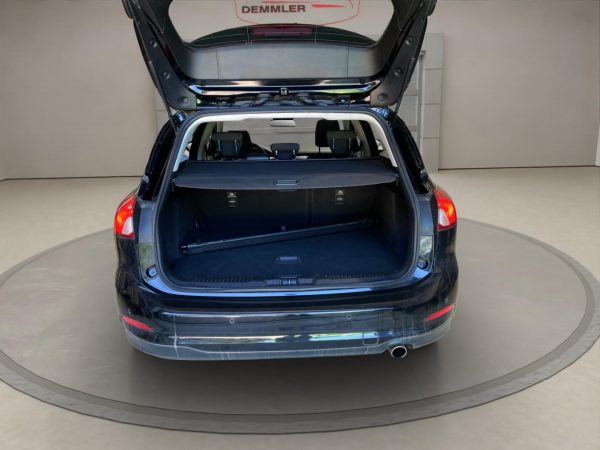 Ford Focus Cool+Connect, Climatronic, NAVI, Tempomat, Winter-P., iridium-schwarz metallic – Bild 17