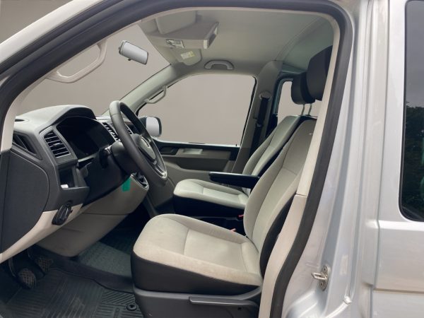 VW T4 Kombi T6 2.0 TDI, Leder, Klima, Berganfahrhilfe, reflexsilber metallic – Bild 9