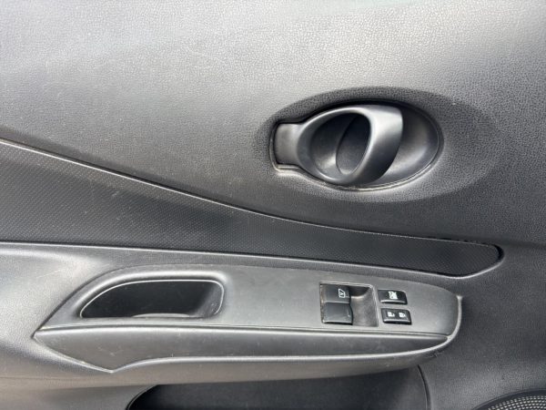 Nissan Note Visia 1.5 dCi, Klima, Tempomat, black (m) (schwarz) – Bild 14