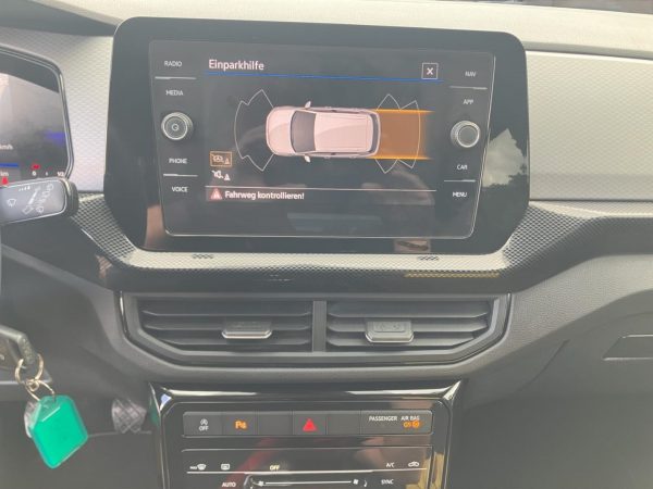 VW T-Cross 1.0 TSI Life,Navi,LED,Climatronic,PDC,Spurassistent, deep black perleffekt (schwarz) – Bild 14
