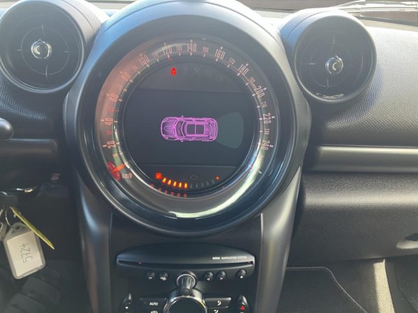 MINI Cooper SD Countryman 4x4,Navi,Xenon,Sitzheizung,Tempomat,Climatronic, absolute black metallic  (schwarz) – Bild 14