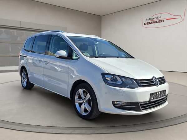 VW Sharan Highline 2.0 TDI,Pano-Dach,Navi,AHK,Winter-Paket, oryxweiß perlmutteffekt – Bild 3