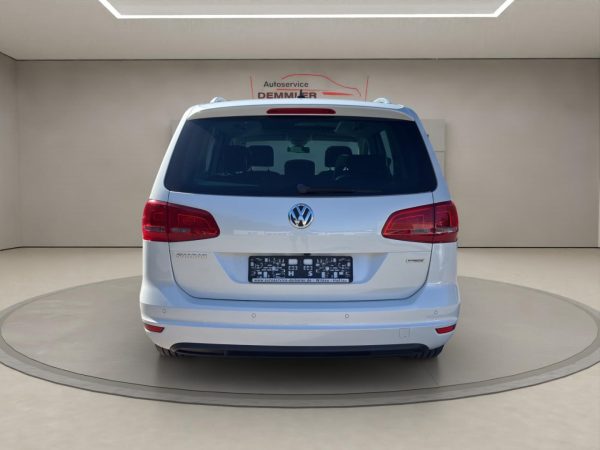 VW Sharan Highline 2.0 TDI,Pano-Dach,Navi,AHK,Winter-Paket, oryxweiß perlmutteffekt – Bild 6