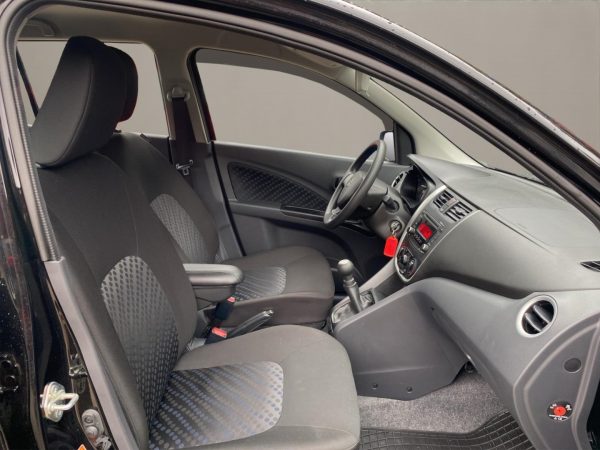 Suzuki Celerio Comfort 1.0, Klima, MP3, Parksensoren,, schwarz – Bild 16