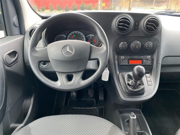 Mercedes-Benz Citan CDI lang, Klima, Anhängerkupplung, NSW, kornelitblau metallic – Bild 6