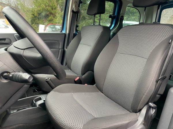 Mercedes-Benz Citan CDI lang, Klima, Anhängerkupplung, NSW, kornelitblau metallic – Bild 7