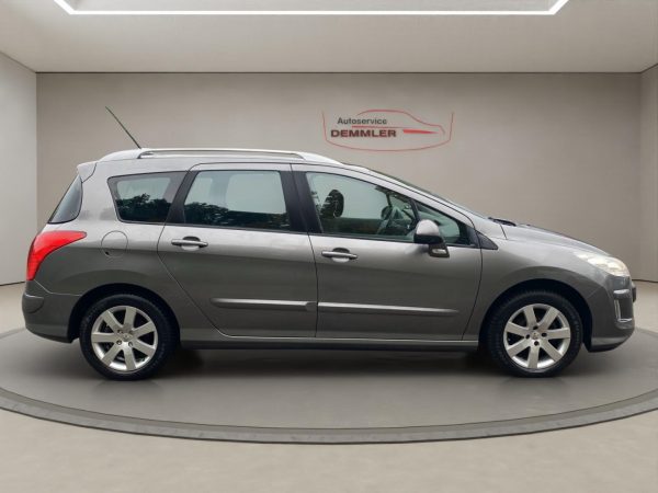Peugeot 308 SW Sport, Panorama-Dach, Tempomat, Klima, lackierung moondust/metallic-lackierung mit schutzlack (silber) – Bild 4