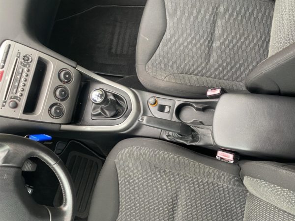 Peugeot 308 SW Sport, Panorama-Dach, Tempomat, Klima, lackierung moondust/metallic-lackierung mit schutzlack (silber) – Bild 13