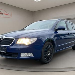 Skoda Superb Combi, Klimaautomatik, Sitzheizung, Tempomat, pacific-blau