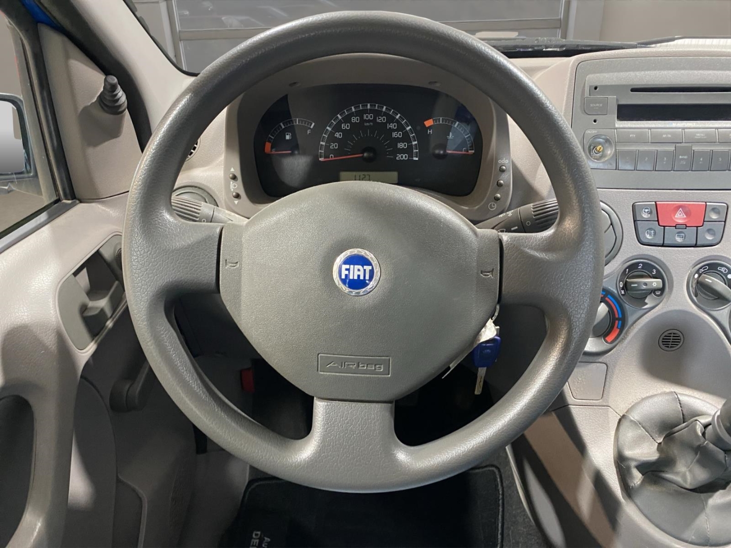 Fiat Panda 1.1 8V Active, Klimaanlage, bossa nova blau – Bild 10