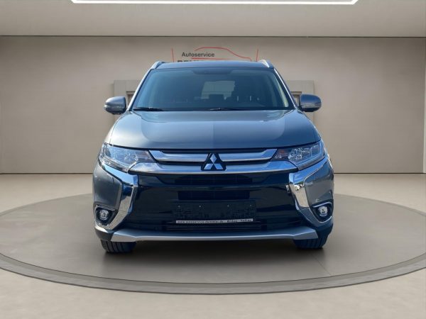 Mitsubishi Outlander Edition+ 4WD,LED,Climatronic,Tempomat,Rückfahrkamera, Sitzheizung, platinum-grau (m) – Bild 2
