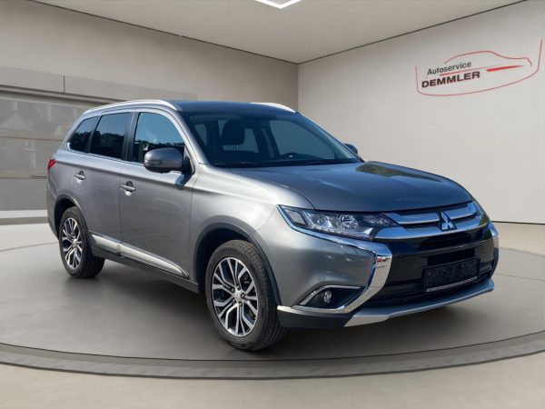 Mitsubishi Outlander Edition+ 4WD,LED,Climatronic,Tempomat,Rückfahrkamera, Sitzheizung, platinum-grau (m) – Bild 3
