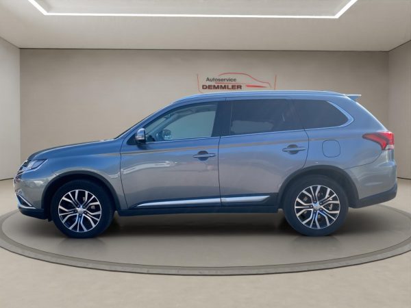 Mitsubishi Outlander Edition+ 4WD,LED,Climatronic,Tempomat,Rückfahrkamera, Sitzheizung, platinum-grau (m) – Bild 8