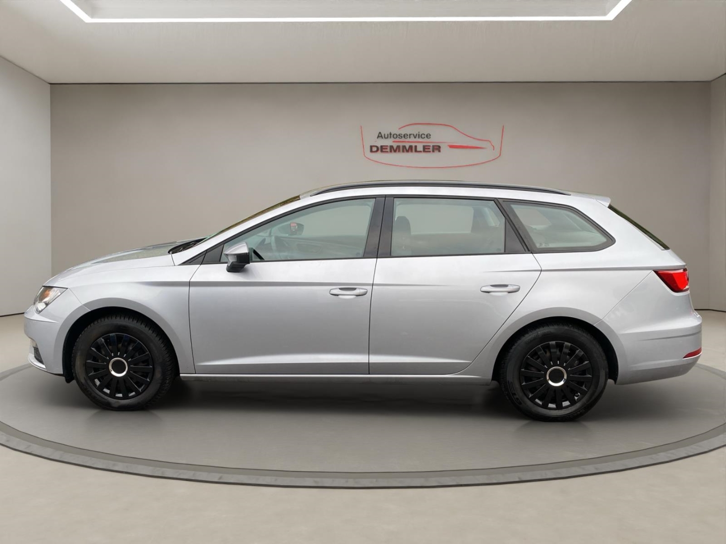 Seat Leon ST, Klimaautomatik, Tempomat, Sitzheizung, PDC, urban silber – Bild 8