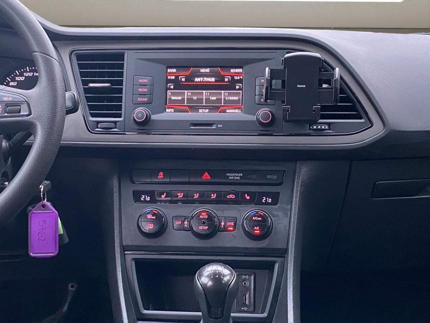 Seat Leon ST, Klimaautomatik, Tempomat, Sitzheizung, PDC, urban silber – Bild 14