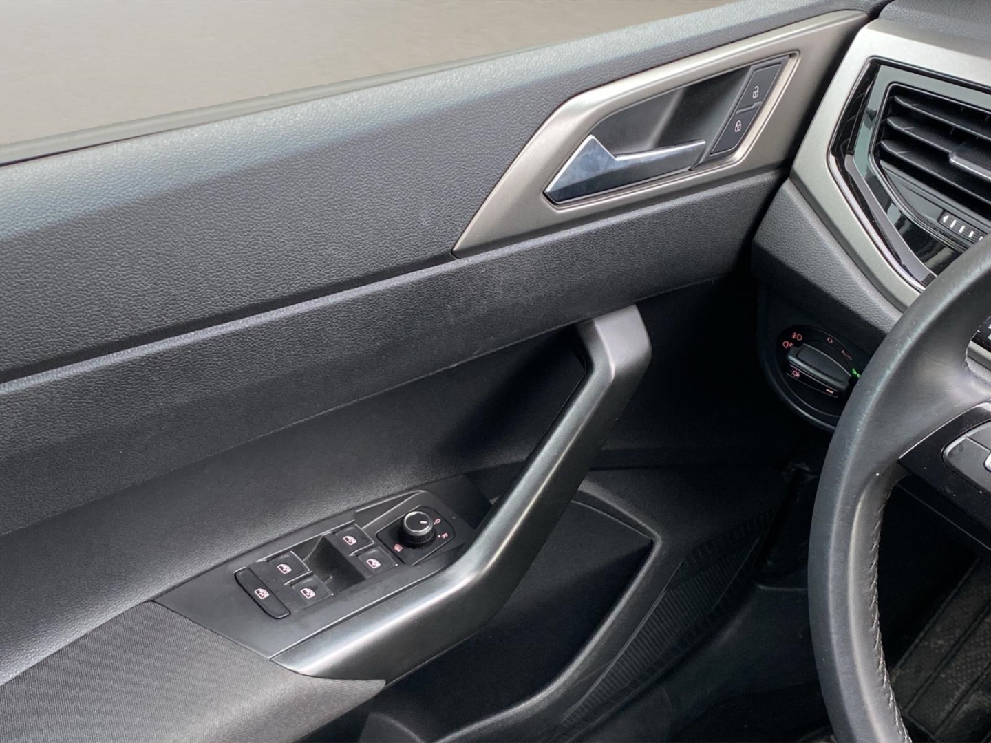 VW Polo VI Comfortline, Climatronic,Sitzheizung,Parksensoren, deep black perleffekt (schwarz) – Bild 15