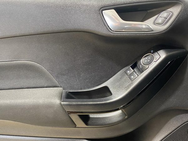 Ford Fiesta Cool & Connect,Klima,Winter-Paket,R.Kamera,, magnetic-grau (metallic) – Bild 15