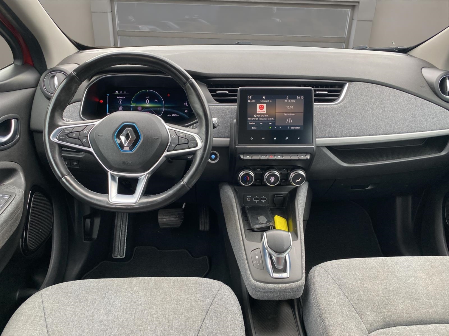 Renault ZOE Klima,Tempomat,Winter-P.,Appel-CarPlay,Mietbatterie, feuerrot – Bild 11