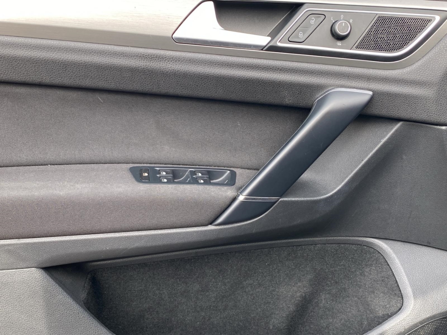 VW Golf Sportsvan VII Comfortline, Climatronic,Tempomat,Parksensoren, schwarz – Bild 15