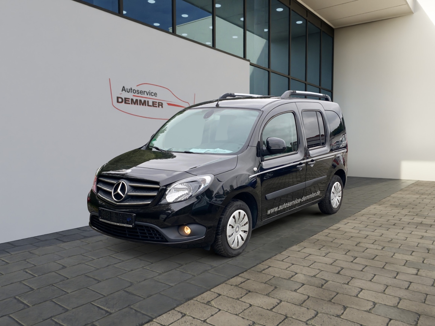 Mercedes-Benz Citan Kombi 111 CDI lang, dravitschwarz metallic