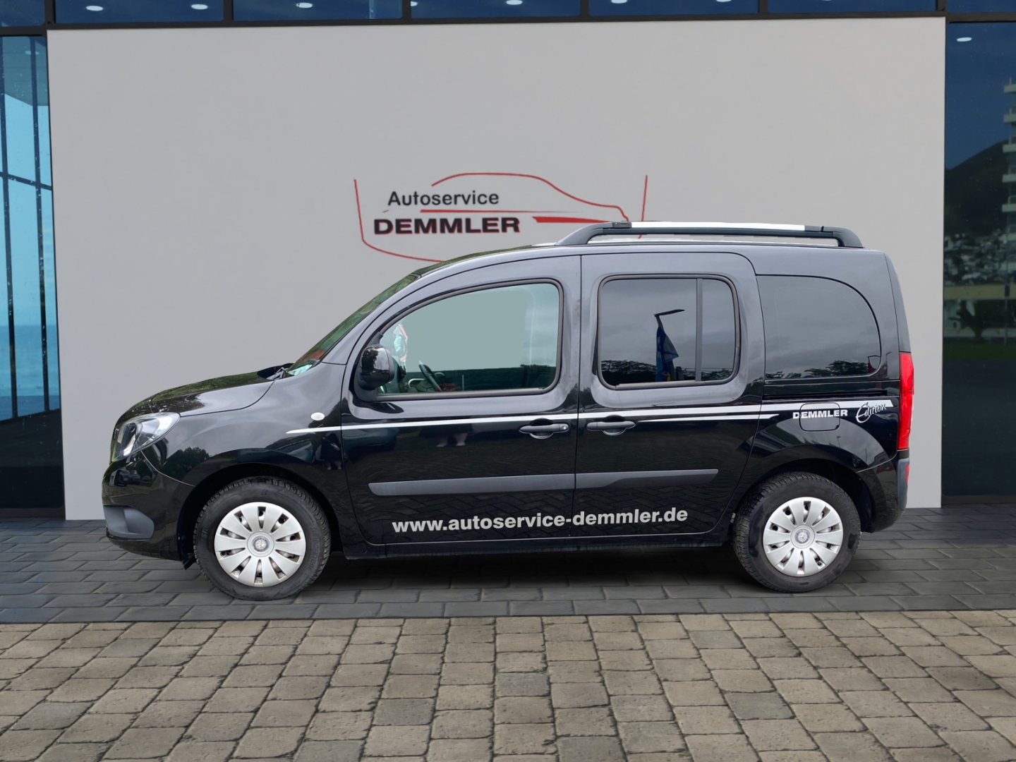 Mercedes-Benz Citan Kombi 111 CDI lang, dravitschwarz metallic – Bild 2