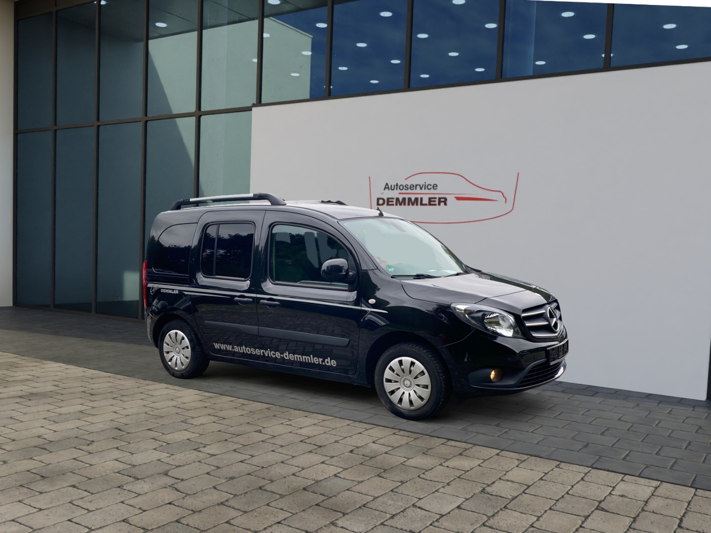 Mercedes-Benz Citan Kombi 111 CDI lang, dravitschwarz metallic – Bild 5