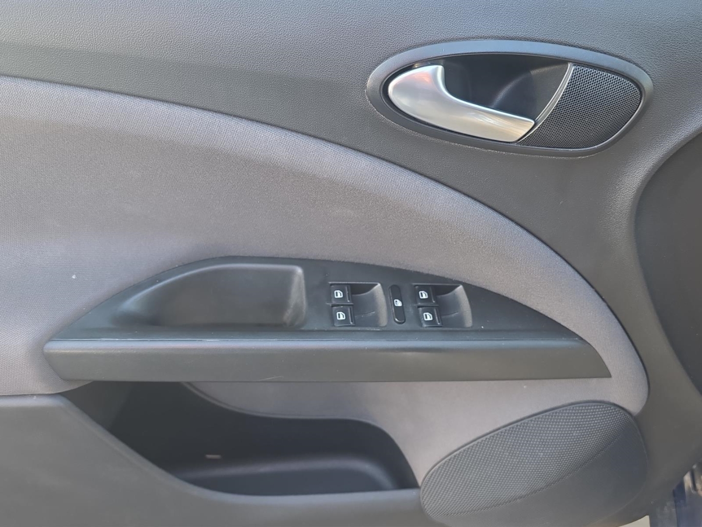 Seat Altea XL 1.6 TDI Climatronic,Tempomat,Sitzheizung,PDC, apolo blau – Bild 15