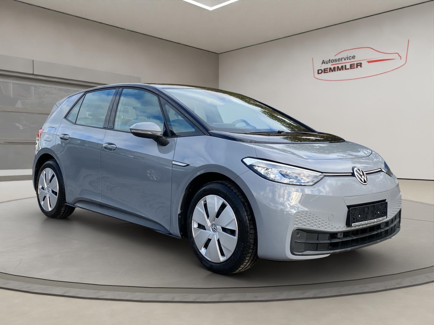 VW ID.3 Performance,LED,Navi,PDC,Klimatronic,St.-Heizung, mondsteingrau – Bild 3