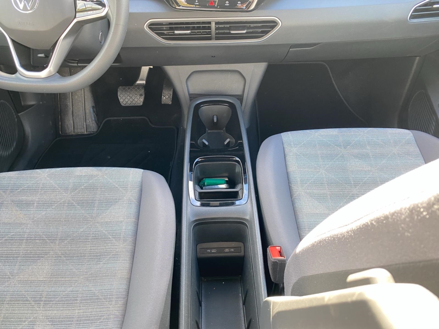 VW ID.3 Performance,LED,Navi,PDC,Klimatronic,St.-Heizung, mondsteingrau – Bild 13