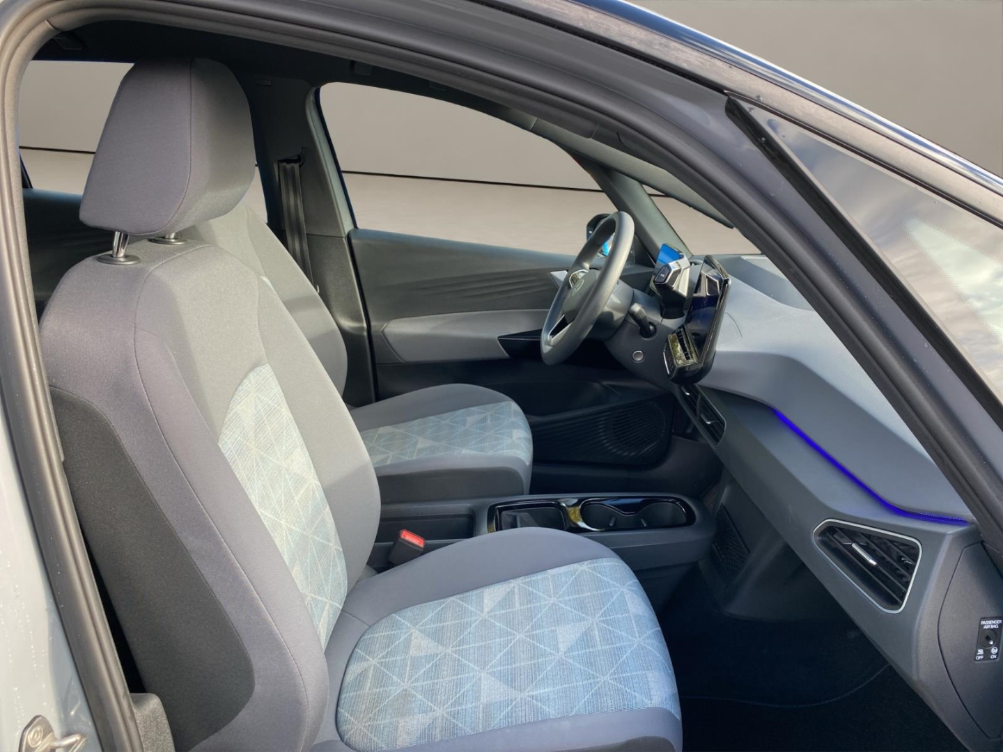 VW ID.3 Performance,LED,Navi,PDC,Klimatronic,St.-Heizung, mondsteingrau – Bild 16