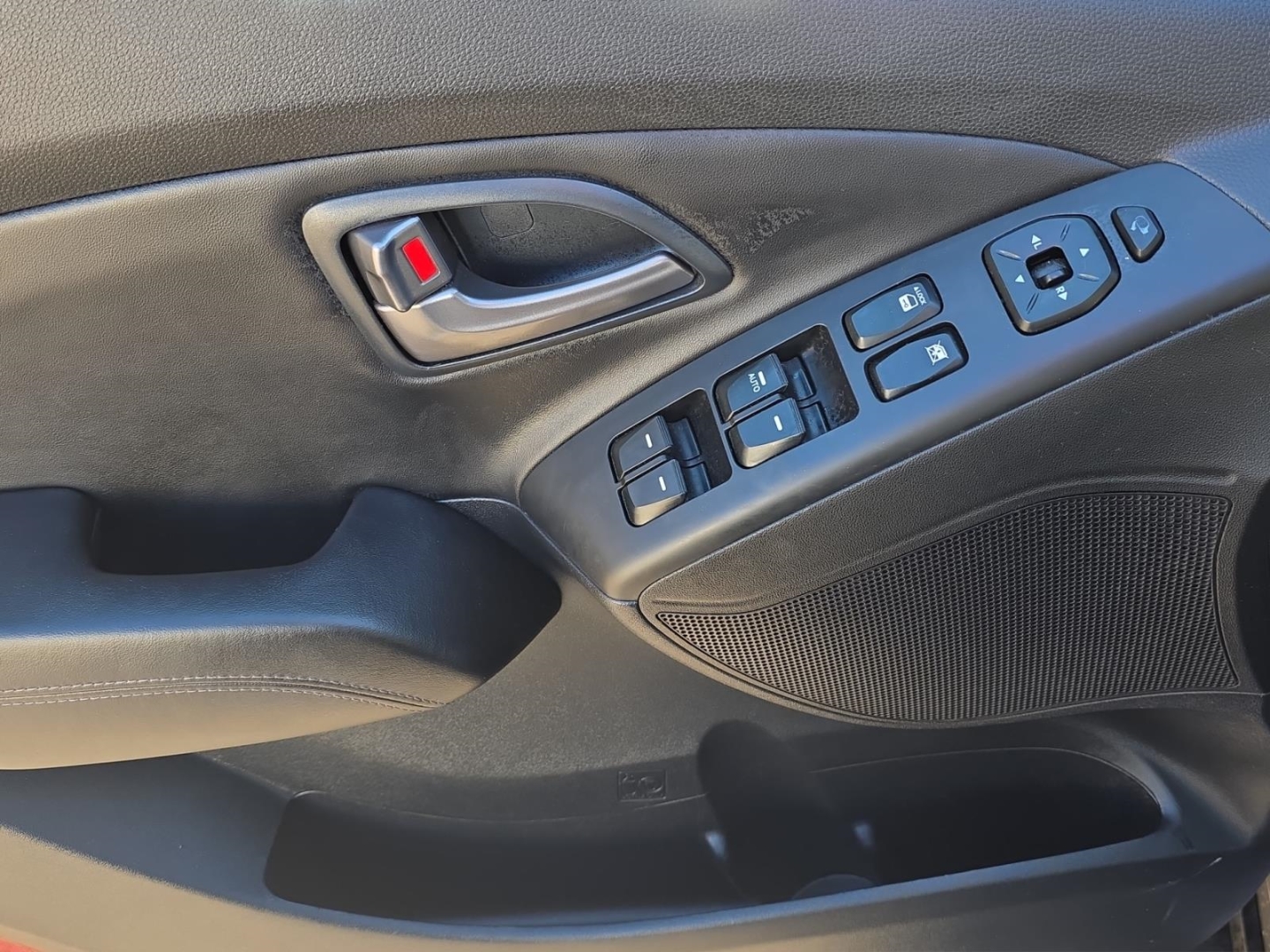 Hyundai ix35 FIFA World Cup Edition AWD,AHK,Tempomat,Sitzheizung, steel gray / met (grau) – Bild 14