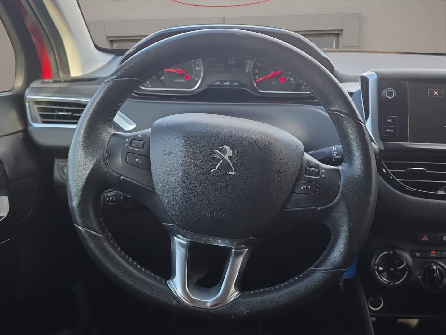 Peugeot 208 Style, Klima, Navi, Tempomat, Parksensoren, lackierung rot rubi/metallic-lackierung mit schutzlack – Bild 15